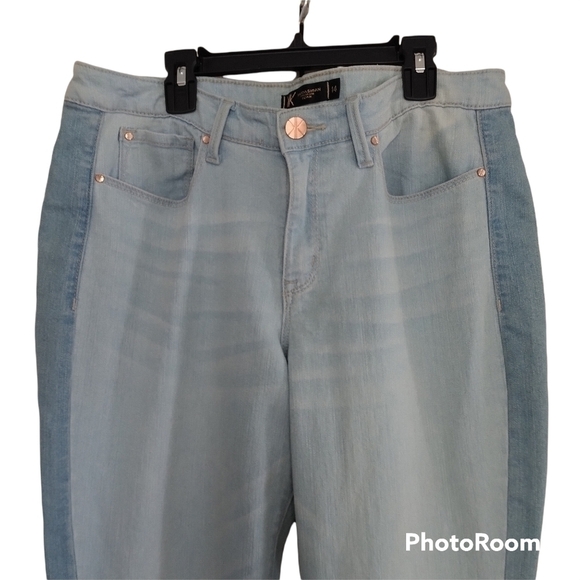 K Kardashian Premium Denim Boot cut Kiara Jeans Two Tone Sz 14 - Picture 2 of 15